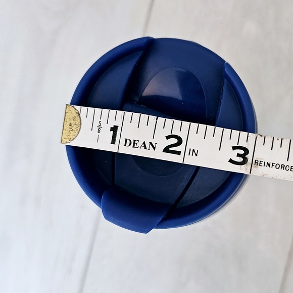 Hello Kitty LA Dodgers Travel Mug Stadium Giveaway - Picture 6 of 8